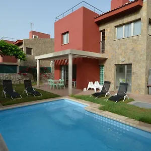  Villa Carlos